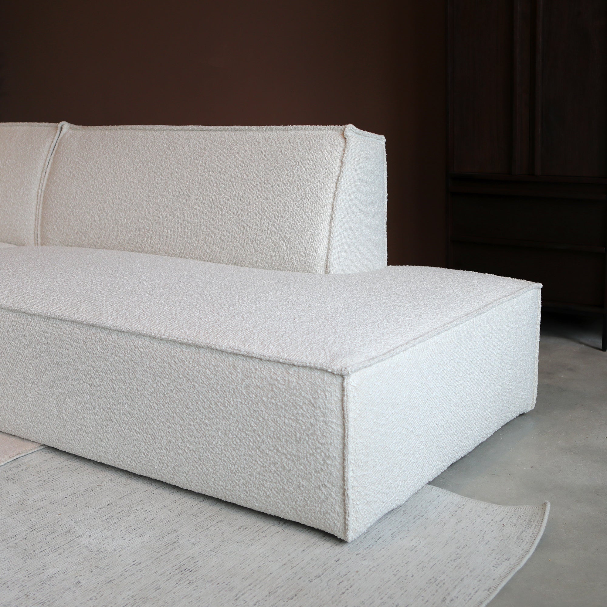 PEPP interiors ENZO met chaise longue links - Legend 2 Natural